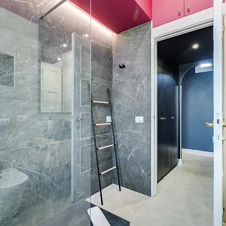 Vivilo Trevi - Luxury Experience - Private Jacuzzi On Terrace - Insane View Guest house Rome