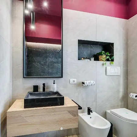 Guest house Vivilo Trevi - Luxury Experience - Private Jacuzzi On Terrace - Insane View Rome