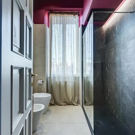 Guest house Vivilo Trevi - Luxury Experience - Private Jacuzzi On Terrace - Insane View 4*