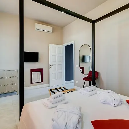 Guest house Vivilo Trevi - Luxury Experience - Private Jacuzzi On Terrace - Insane View