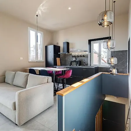 Vivilo Trevi - Luxury Experience - Private Jacuzzi On Terrace - Insane View Guest house Rome